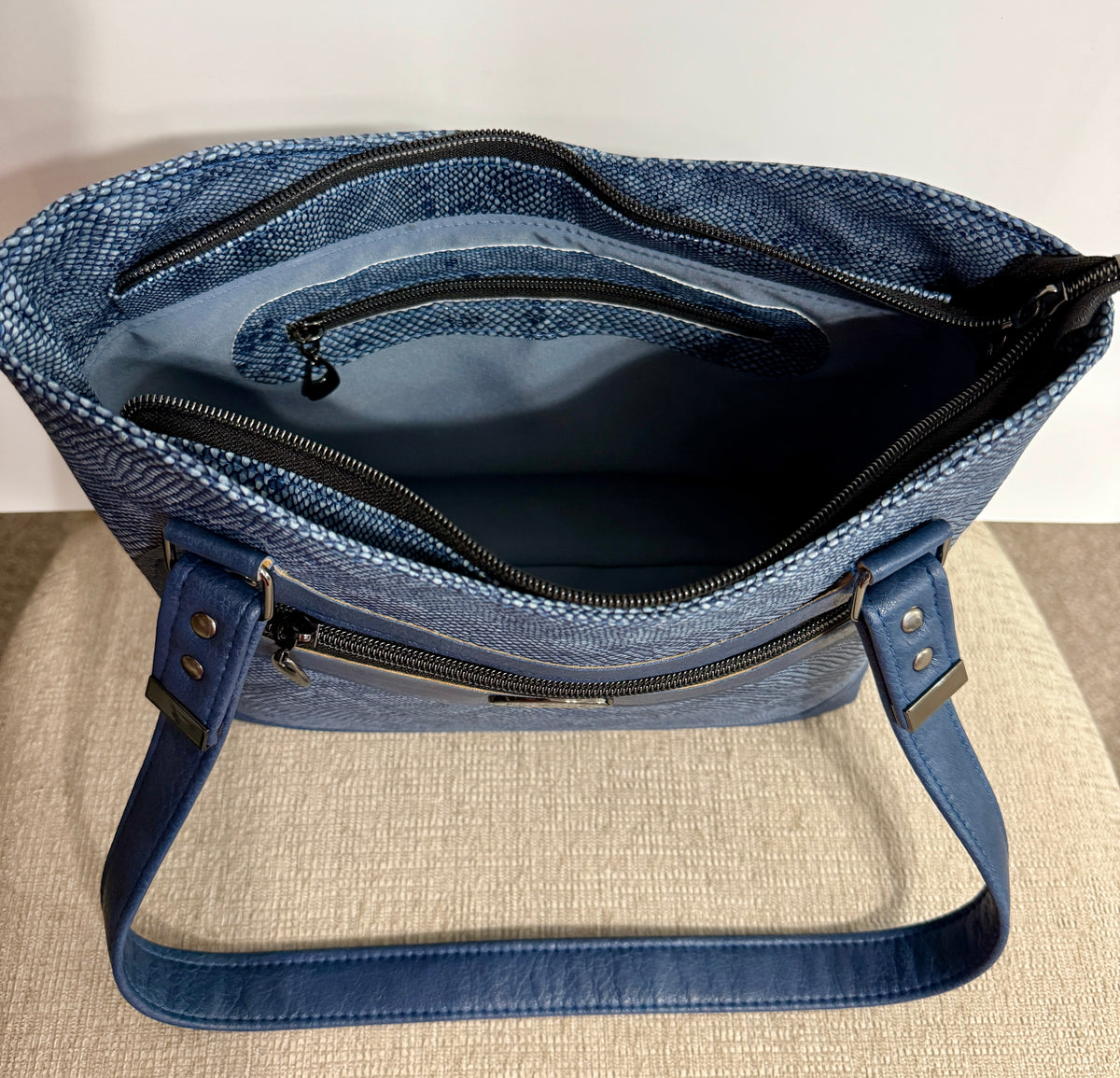 Laura Jean Shoulder Bag - Blue
