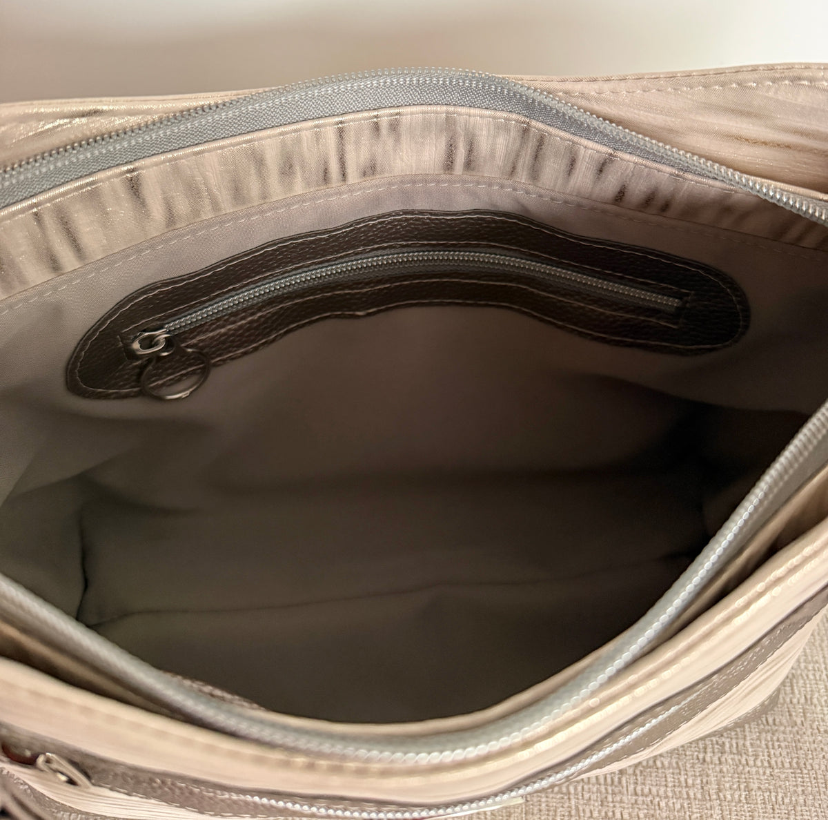 Laura Jean Shoulder Bag - Beige