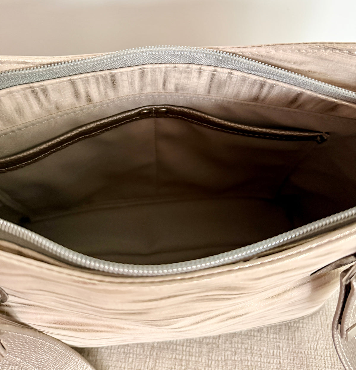 Laura Jean Shoulder Bag - Beige